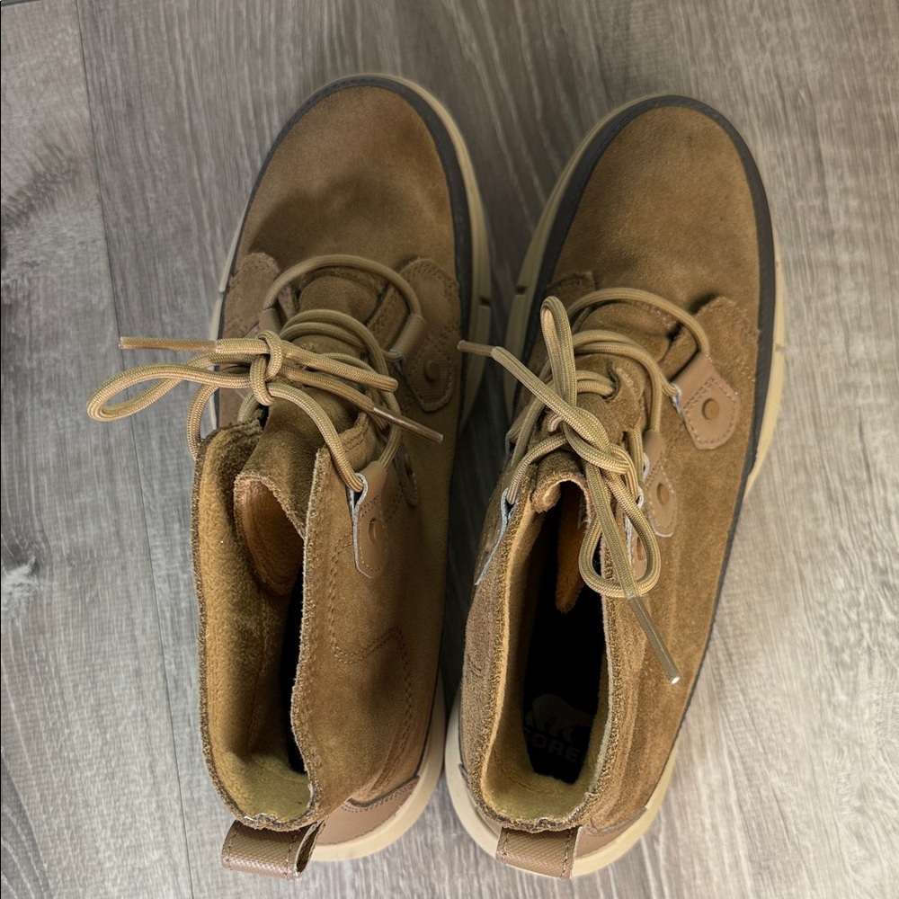 Sorel Brown Lace Up Boots - Picture 3 of 10